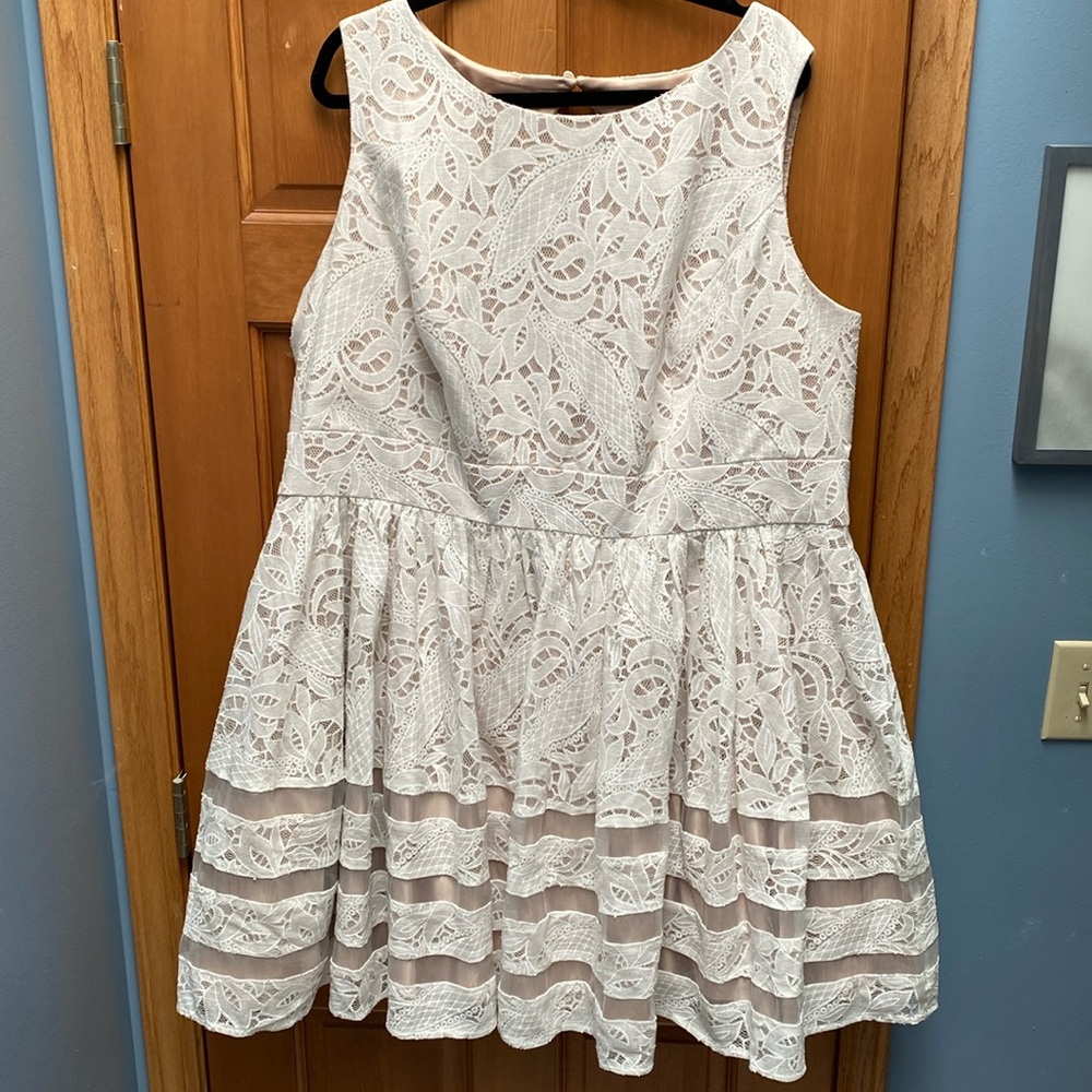 Eliza J ✨ White Lace Fit & Flare Party Dress Plus Size 22W